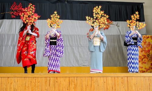 2024年船踊り「紅葉狩り」大江山の鬼女たちの写真②